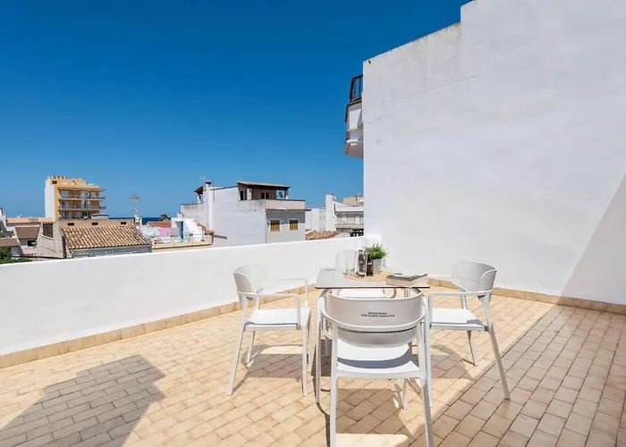 Sunset Village 坎皮卡福特