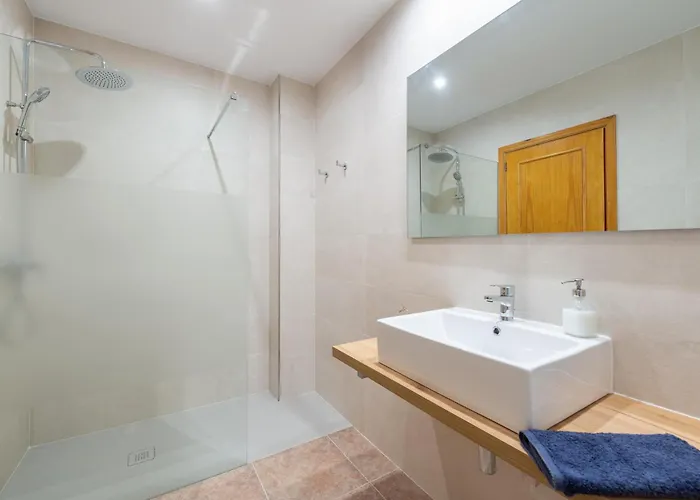 Sunset Village 木屋