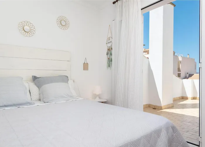 Chalet Sunset Village *