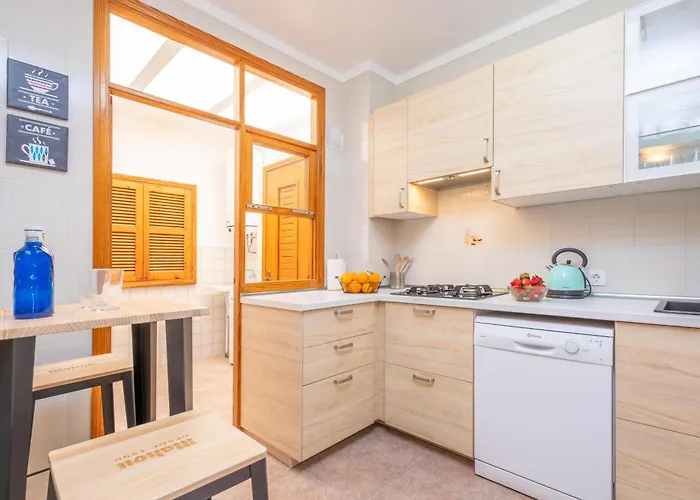 Chalet Sunset Village